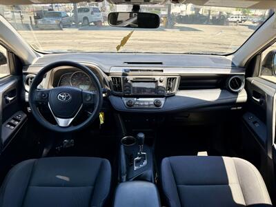 2015 Toyota RAV4 XLE - Photo 17 - Van Nuys, CA 91406