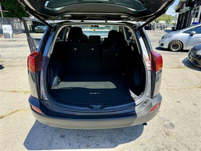 2015 Toyota RAV4 XLE - Photo 26 - Van Nuys, CA 91406