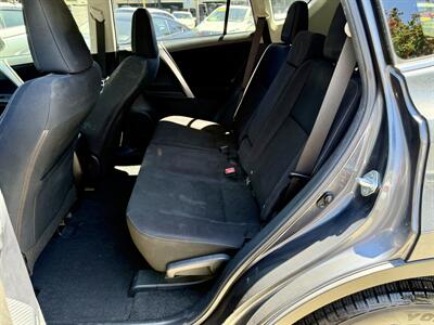 2015 Toyota RAV4 XLE - Photo 15 - Van Nuys, CA 91406