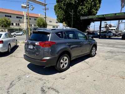 2015 Toyota RAV4 XLE - Photo 9 - Van Nuys, CA 91406