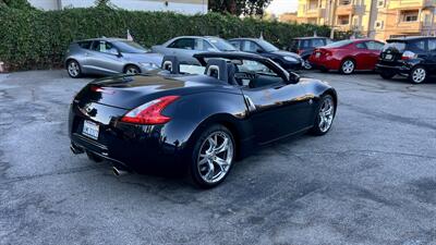 2010 Nissan 370Z Roadster Touring   - Photo 7 - Van Nuys, CA 91406