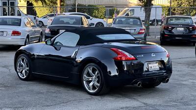 2010 Nissan 370Z Roadster Touring   - Photo 3 - Van Nuys, CA 91406