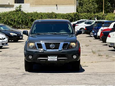 2012 Nissan Frontier SV V6 - Photo 2 - Van Nuys, CA 91406