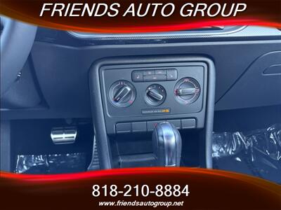 2013 Volkswagen Beetle Turbo PZEV Fender Edition   - Photo 23 - Van Nuys, CA 91406