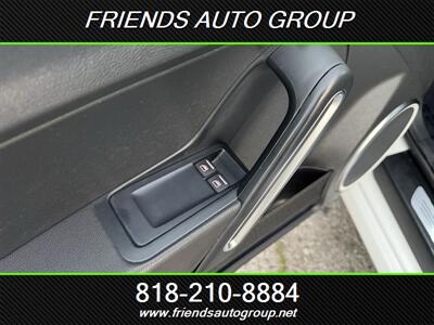 2012 Volkswagen Beetle Premiere - Photo 21 - Van Nuys, CA 91406