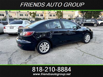 2012 Mazda Mazda3 i Touring   - Photo 9 - Van Nuys, CA 91406