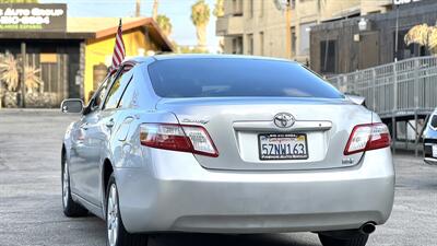 2007 Toyota Camry Hybrid   - Photo 8 - Van Nuys, CA 91406