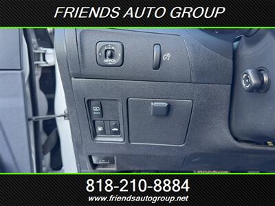 2009 Lexus ES 350   - Photo 25 - Van Nuys, CA 91406