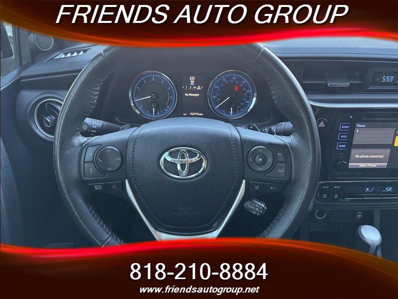 2017 Toyota Corolla SE photo 15