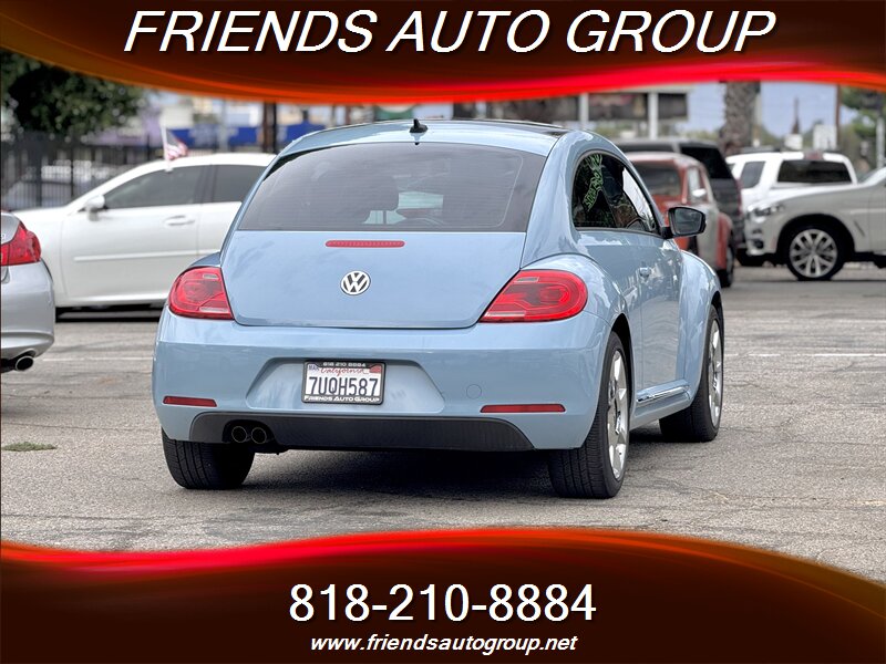 2013 Volkswagen Beetle 2.5L photo 4