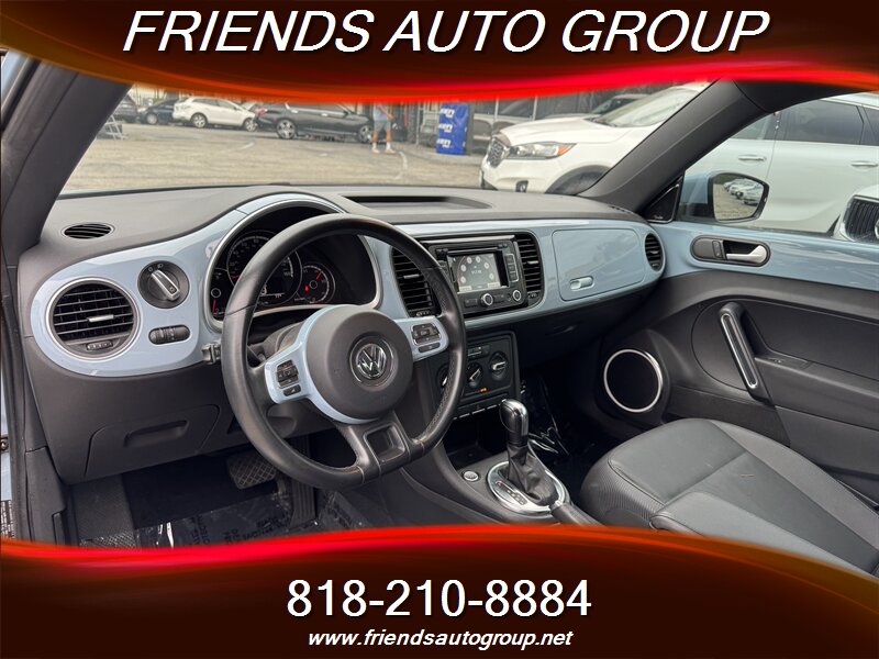 2013 Volkswagen Beetle 2.5L photo 11