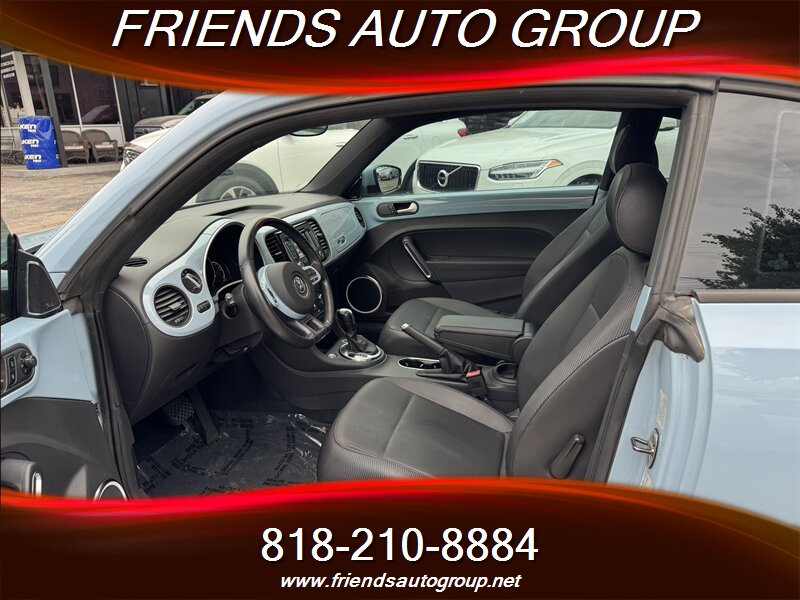 2013 Volkswagen Beetle 2.5L photo 12