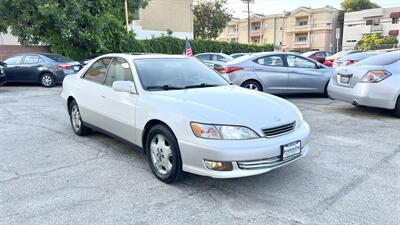 2001 Lexus ES 300   - Photo 6 - Van Nuys, CA 91406