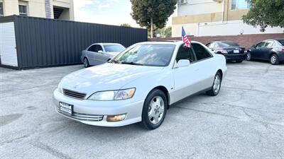 2001 Lexus ES 300   - Photo 5 - Van Nuys, CA 91406