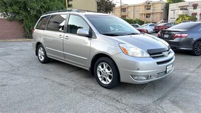 2005 Toyota Sienna XLE Limited 7 Passenger   - Photo 8 - Van Nuys, CA 91406