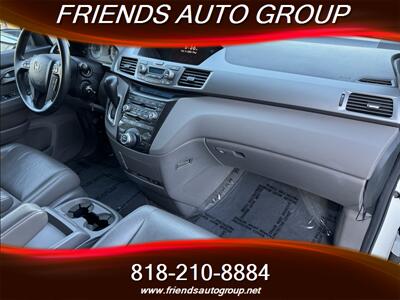 2011 Honda Odyssey Touring Elite   - Photo 12 - Van Nuys, CA 91406