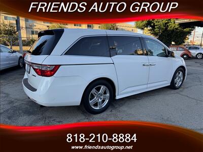 2011 Honda Odyssey Touring Elite   - Photo 10 - Van Nuys, CA 91406