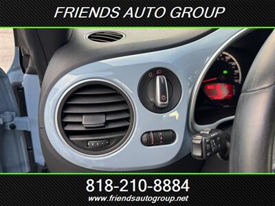2013 Volkswagen Beetle 2.5L PZEV   - Photo 22 - Van Nuys, CA 91406