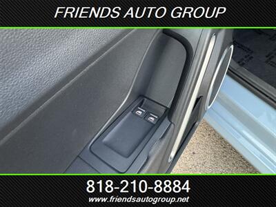 2013 Volkswagen Beetle 2.5L PZEV   - Photo 21 - Van Nuys, CA 91406
