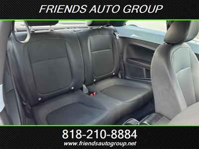 2013 Volkswagen Beetle 2.5L PZEV   - Photo 18 - Van Nuys, CA 91406