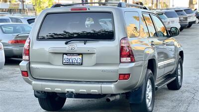 2003 Toyota 4Runner SR5   - Photo 3 - Van Nuys, CA 91406