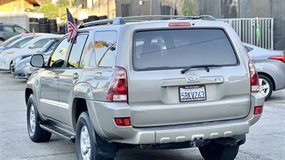 2003 Toyota 4Runner SR5   - Photo 4 - Van Nuys, CA 91406