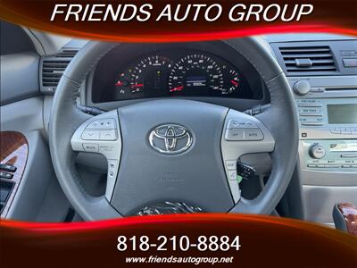 2009 Toyota Camry XLE   - Photo 20 - Van Nuys, CA 91406