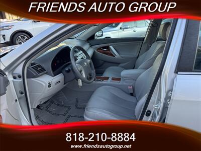 2009 Toyota Camry XLE   - Photo 12 - Van Nuys, CA 91406