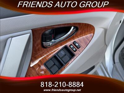 2009 Toyota Camry XLE   - Photo 18 - Van Nuys, CA 91406