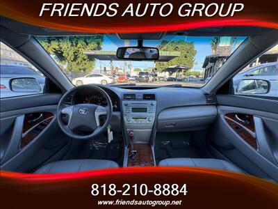 2009 Toyota Camry XLE   - Photo 17 - Van Nuys, CA 91406