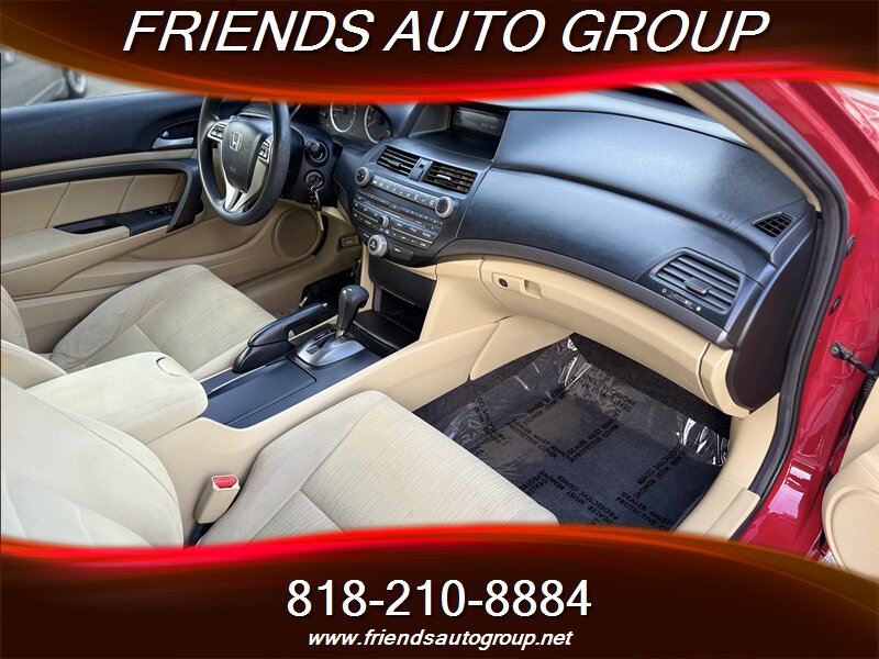 2011 Honda Accord LX photo 12