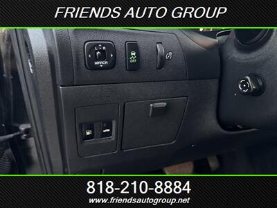 2011 Lexus ES 350   - Photo 20 - Van Nuys, CA 91406