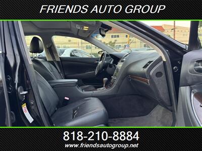 2011 Lexus ES 350   - Photo 15 - Van Nuys, CA 91406