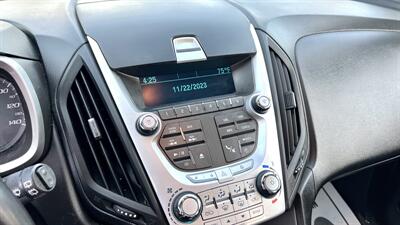 2011 Chevrolet Equinox LT   - Photo 15 - Van Nuys, CA 91406