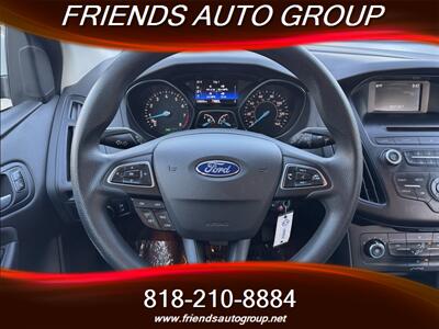 2017 Ford Focus SE   - Photo 24 - Van Nuys, CA 91406