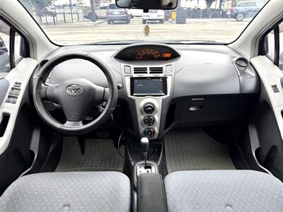 2010 Toyota Yaris - Photo 17 - Van Nuys, CA 91406