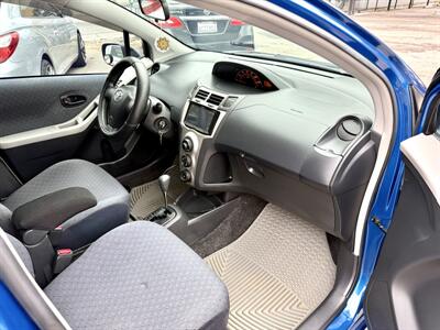 2010 Toyota Yaris - Photo 13 - Van Nuys, CA 91406