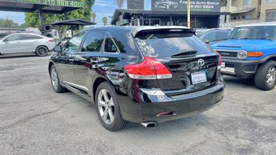 2010 Toyota Venza FWD V6   - Photo 4 - Van Nuys, CA 91406