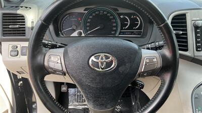 2010 Toyota Venza FWD V6   - Photo 15 - Van Nuys, CA 91406