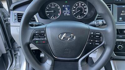 2017 Hyundai SONATA Sport   - Photo 18 - Van Nuys, CA 91406