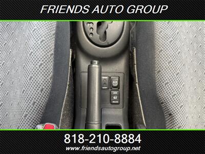 2010 Toyota Yaris RS   - Photo 25 - Van Nuys, CA 91406