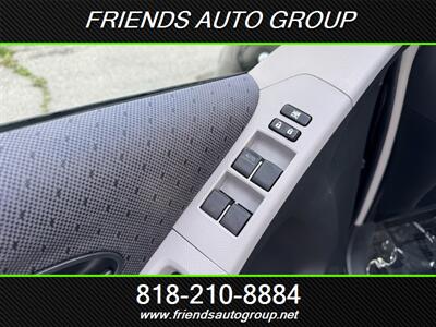 2010 Toyota Yaris RS   - Photo 19 - Van Nuys, CA 91406