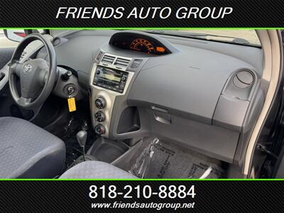 2010 Toyota Yaris RS   - Photo 15 - Van Nuys, CA 91406