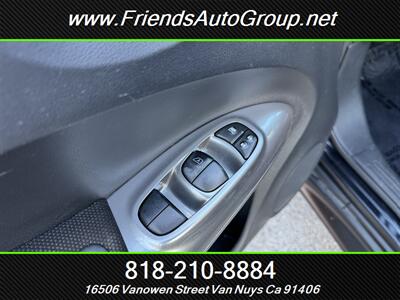 2011 Nissan JUKE S - Photo 16 - Van Nuys, CA 91406