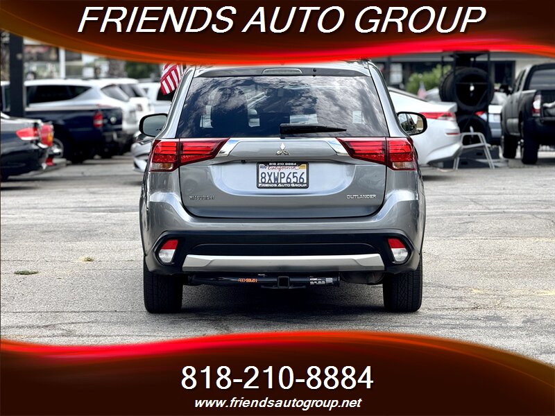 2018 Mitsubishi Outlander SE photo 5