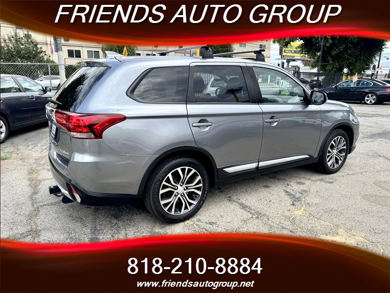 2018 Mitsubishi Outlander SE photo 7