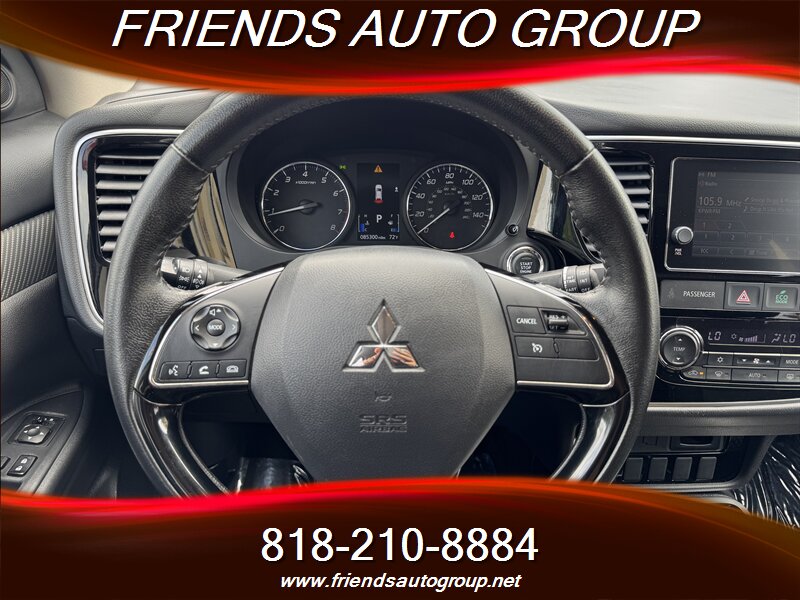2018 Mitsubishi Outlander SE photo 18