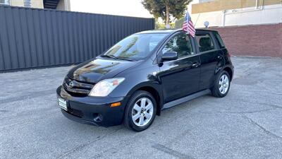 2005 Scion xA   - Photo 5 - Van Nuys, CA 91406