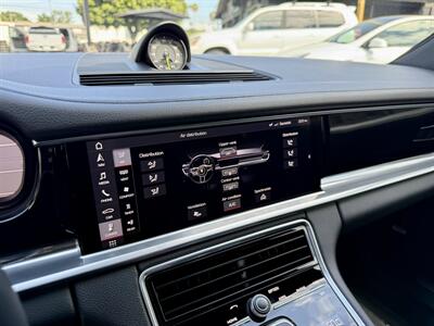 2018 Porsche Panamera 4 E-Hybrid - Photo 26 - Van Nuys, CA 91406