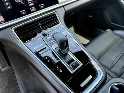 2018 Porsche Panamera 4 E-Hybrid - Photo 27 - Van Nuys, CA 91406